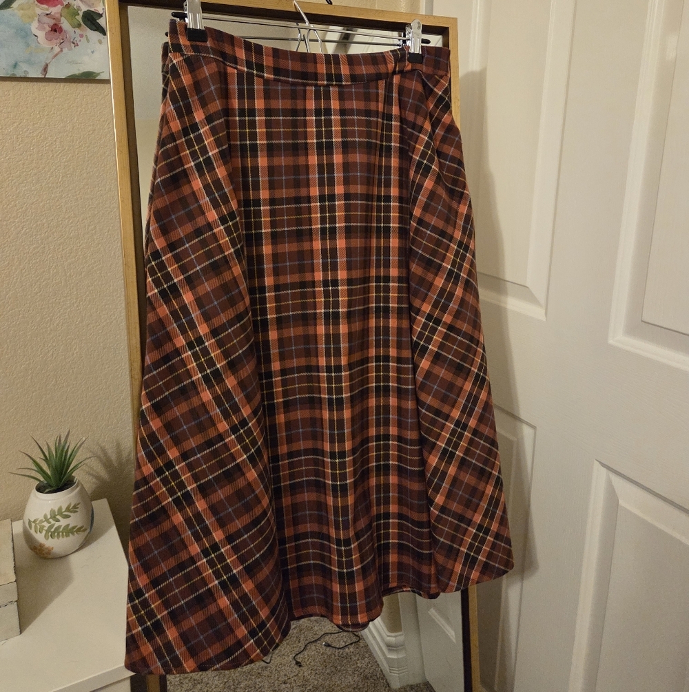 Bright & Beautiful (Collectif) Orange Plaid/tartan Midi Skirt Size L